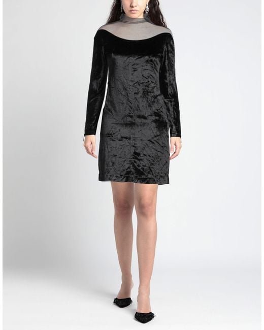 M ESSENTIAL Black Mini Dress
