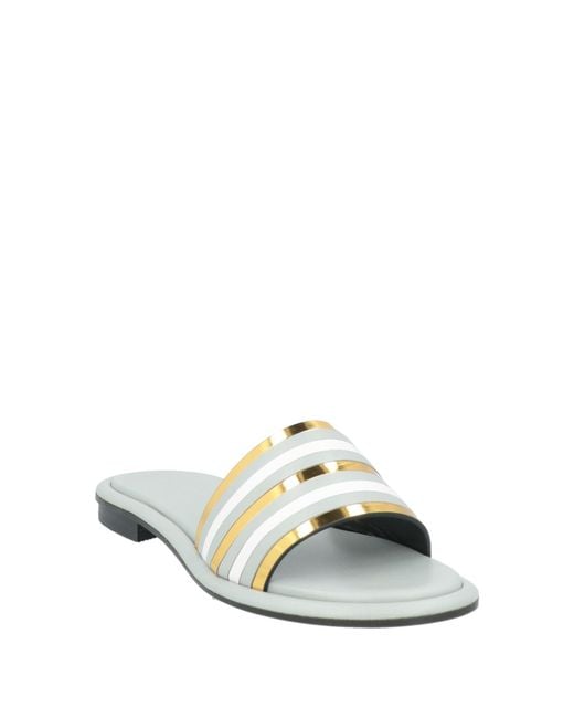 DONNARì White Sandale