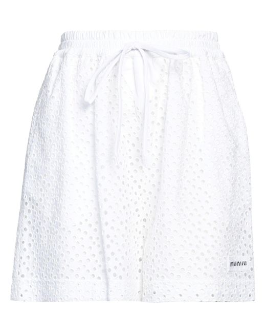 Miu Miu White Shorts & Bermudashorts