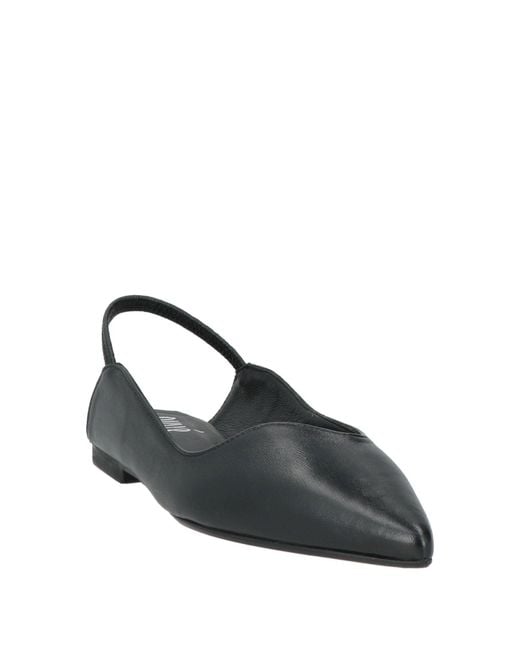 Ovyè Black Ballet Flats Leather
