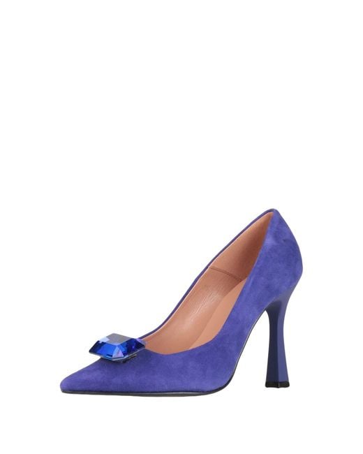 Ovyè Purple Pumps