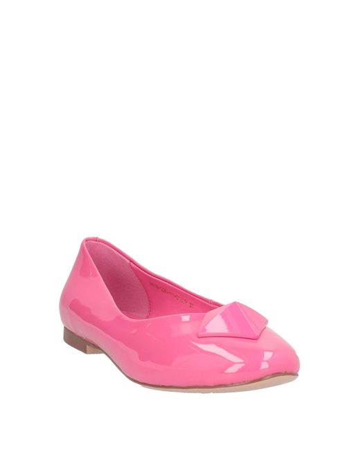 Emanuélle Vee Pink Ballerina