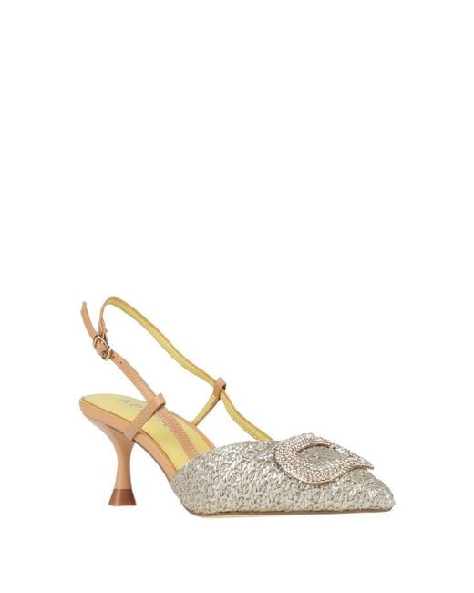 Apepazza Metallic Pumps