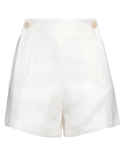 Chloé White Shorts & Bermuda Shorts