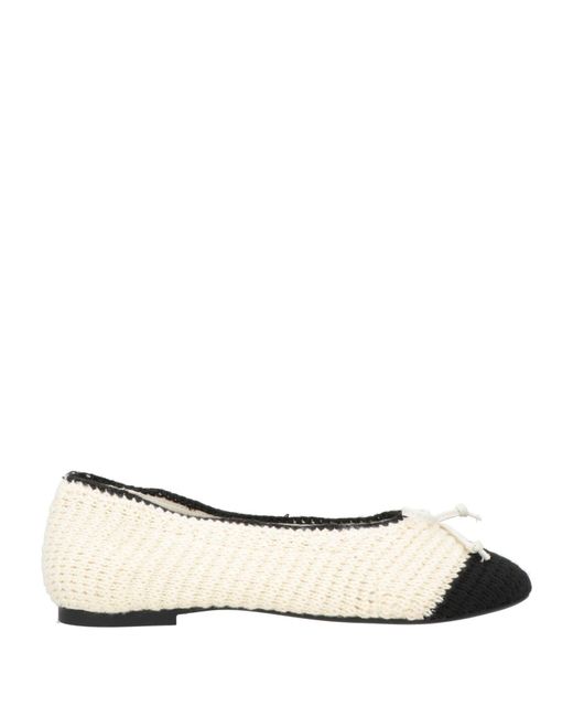 Steve Madden Natural Ballet Flats