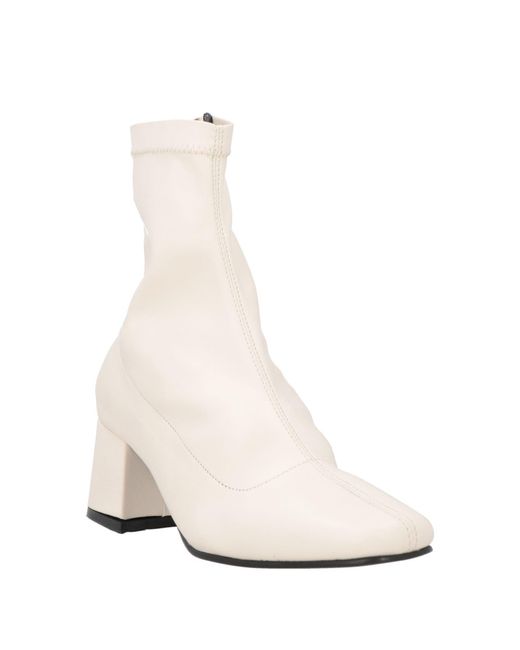 Tosca Blu White Ankle Boots