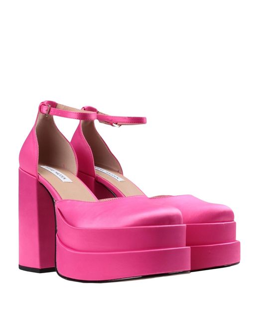Steve Madden Pink Pumps