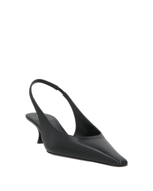 Victoria Beckham Black Pumps