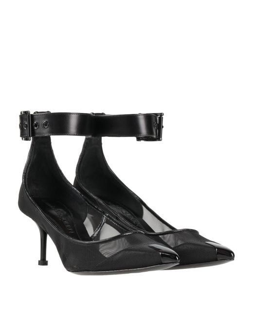 McQueen Black Pumps