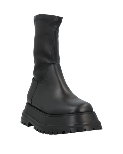 Burberry Black Boot