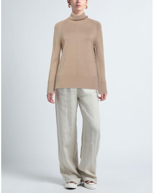 Anis Natural Turtleneck