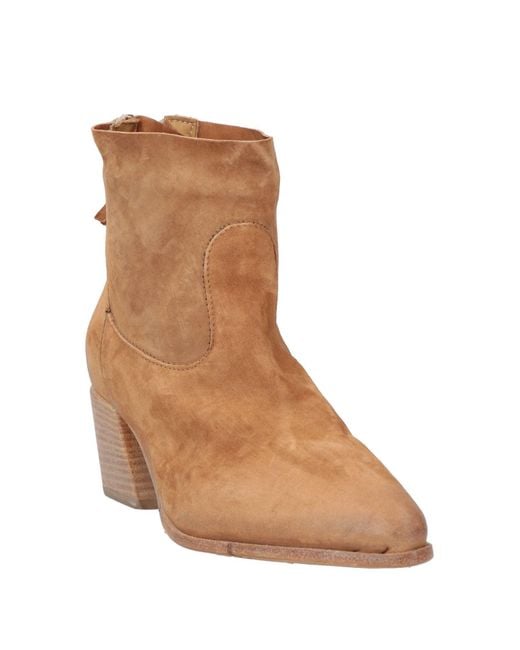 Moma Brown Ankle Boots