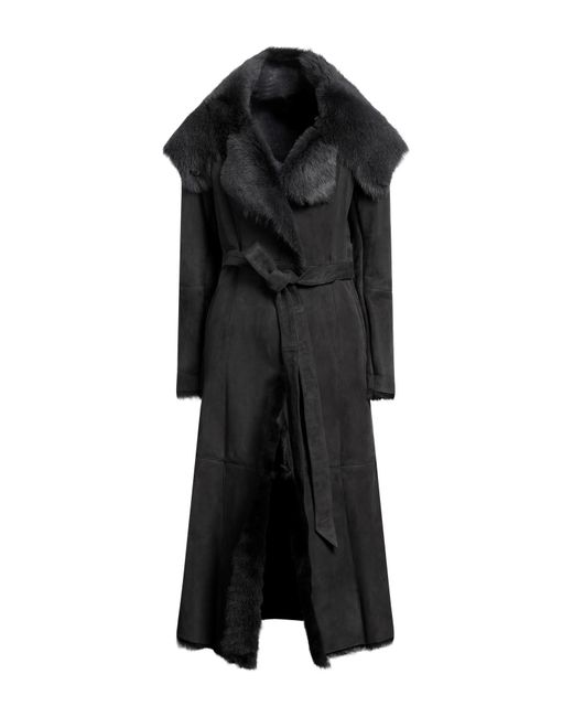 Vintage De Luxe Black Coat
