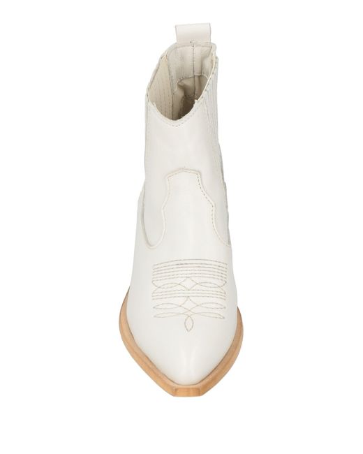 Ovyè White Ankle Boots