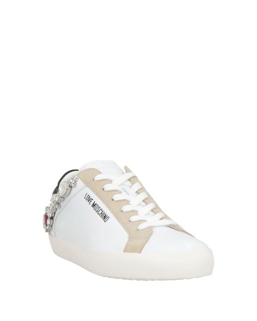 Sneakers di Love Moschino in White