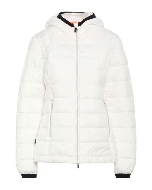 Suns Boards White Puffers