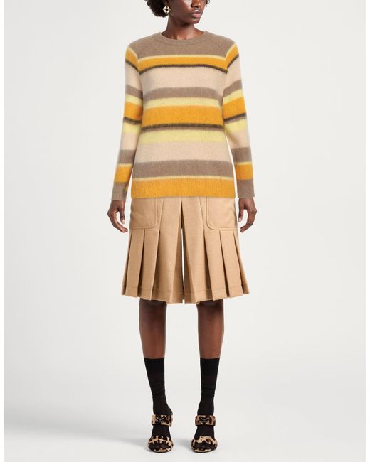 Pullover di EMMA & GAIA in Yellow