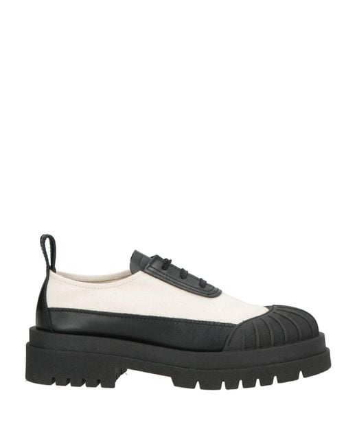 Stringate di Plan C in Black