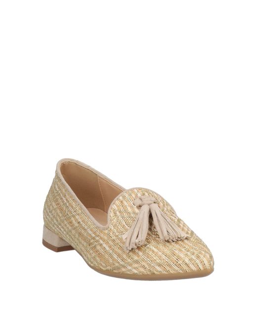 Ovyè Natural Loafer