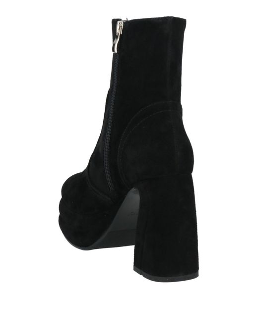 Jeannot Black Ankle Boots