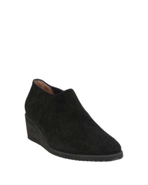Torlasco Black Loafer
