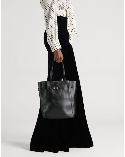 Givenchy Black Handtaschen
