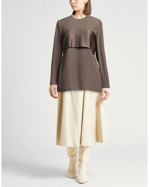 Top Totême de color Brown