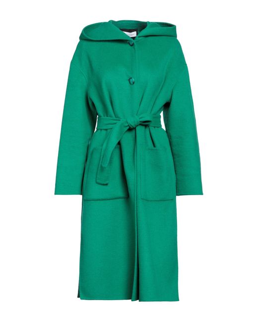 Caractere Green Coat