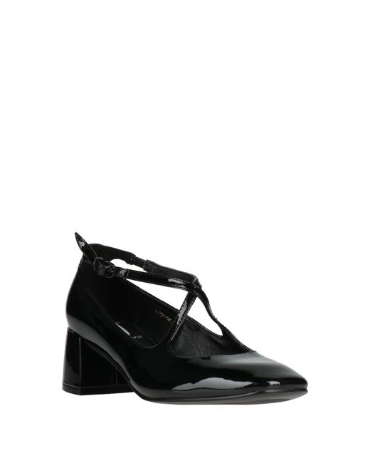 Jeannot Black Pumps