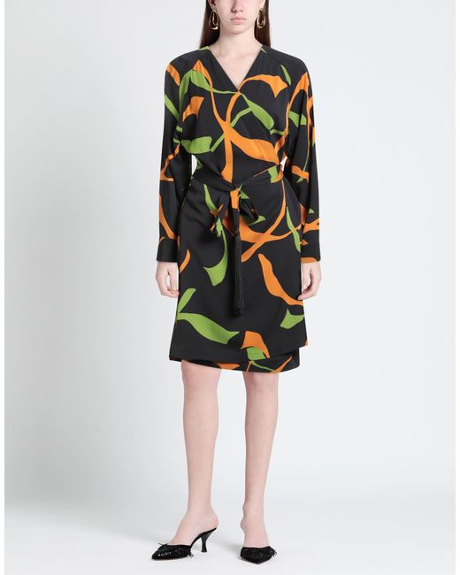 Nenette Black Midi Dresses