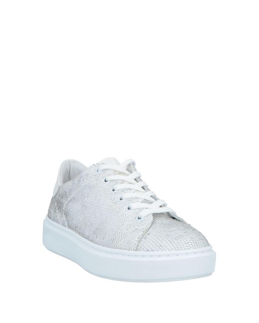 KARIDA White Sneakers