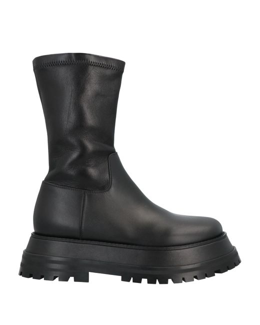 Burberry Black Boot