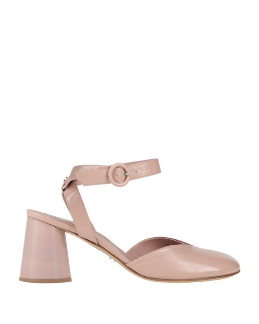 Halmanera Pink Pumps