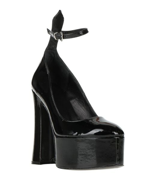 NCUB Black Pumps
