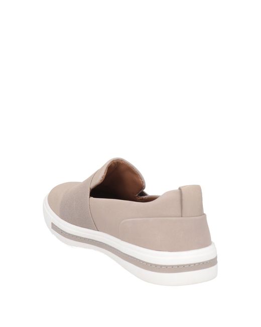clarks white sneakers