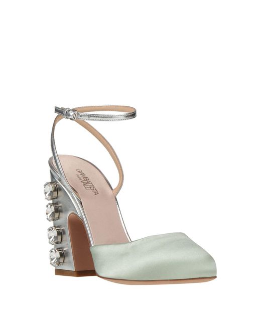 Decolletes di Giambattista Valli in Metallic