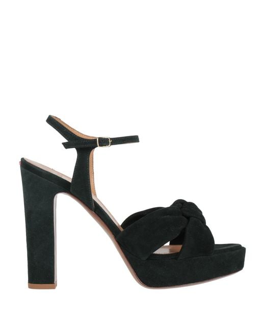 Relac Black Sandals