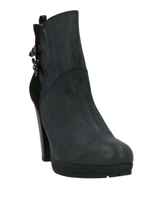 Janet & Janet Black Ankle Boots Leather