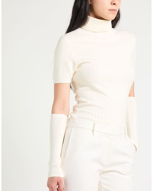hinnominate White Turtleneck