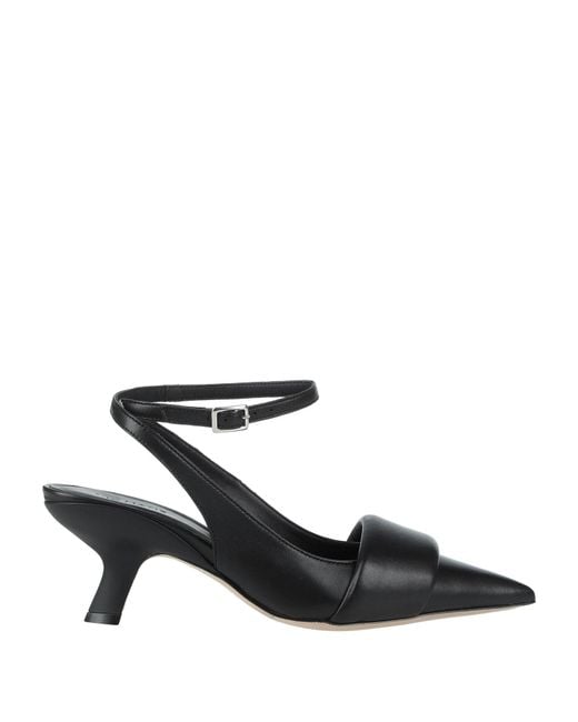 Vic Matié Black Pumps