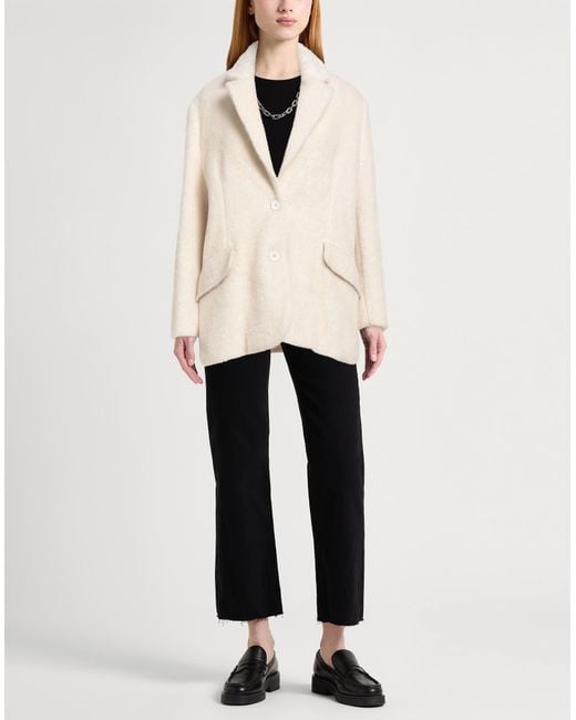 Kaos Natural Coat