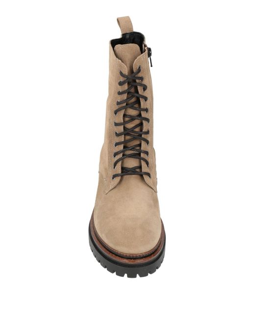 72DAV Brown Ankle Boots
