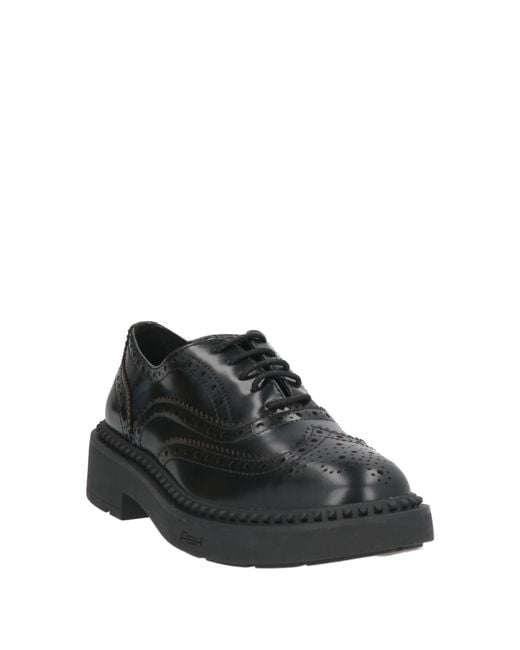 Stringate di Ash in Black