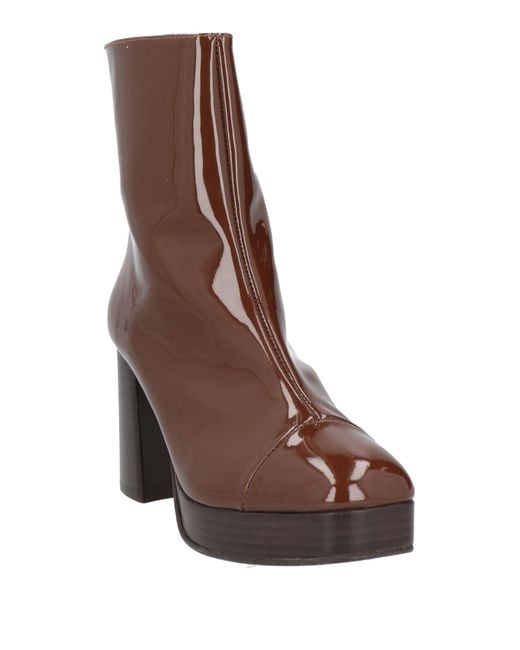 Stivaletti di CAREL PARIS in Brown