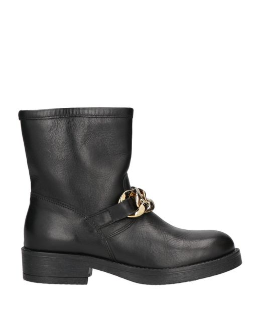 Nila & Nila Black Ankle Boots Leather