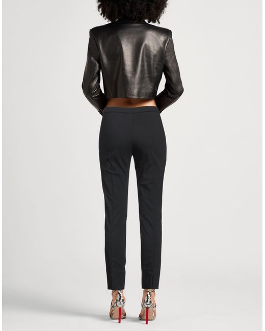 Caractere Black Hose