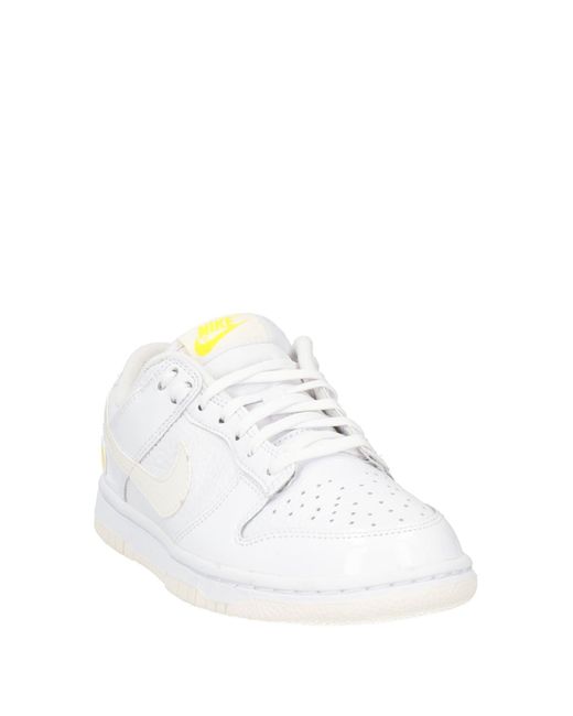 nike white rubber shoes