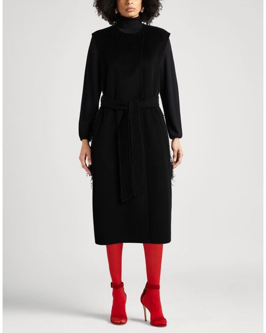 Caractere Black Coat
