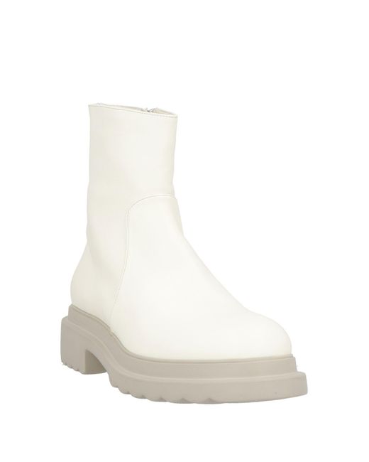 Pomme D'or White Ankle Boots