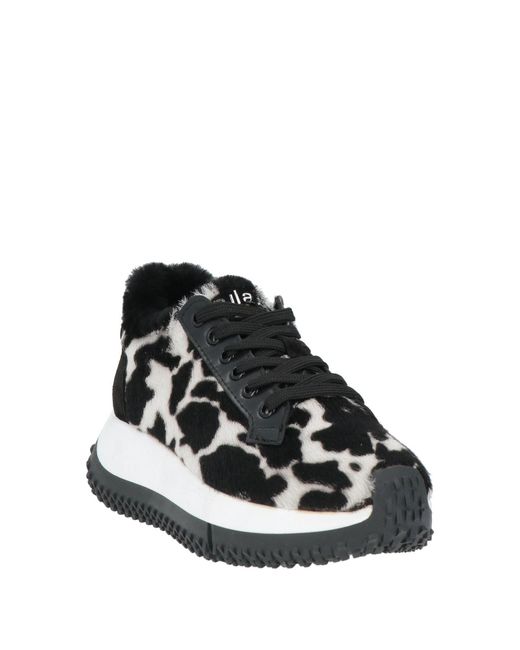 Nila & Nila Black Trainers